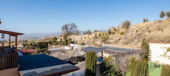 4 bedrooms House in Jun, Spain No. 94740 25