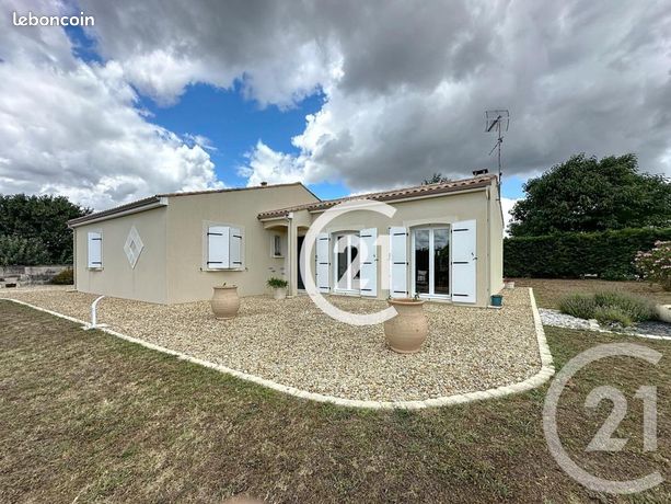 3 Schlafzimmer Haus in Charente, France, Nr. 311518