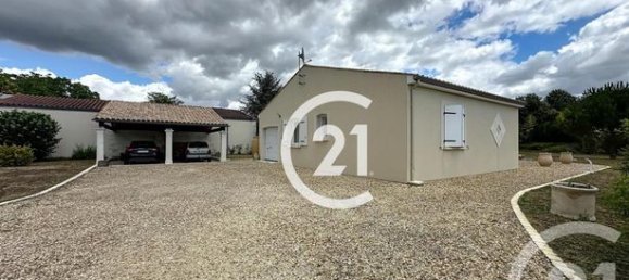 3 Schlafzimmer Haus in Charente, France, Nr. 311518 2