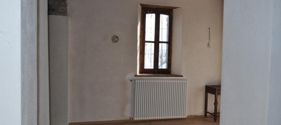 7 rooms House in Valmozzola, Italy No. 72176 4