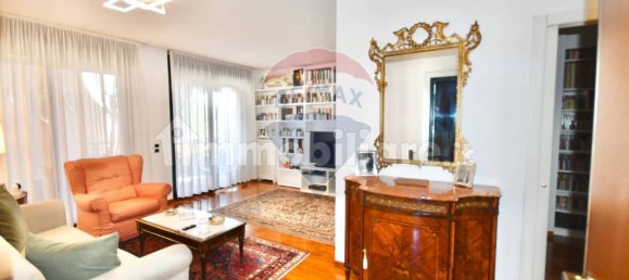 2 bedrooms Apartment in Busto Arsizio, Italy No. 302039 2