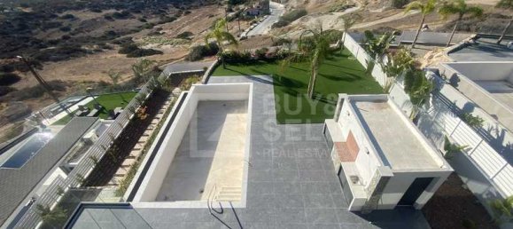 4 bedrooms Villa in Parekklisia, Cyprus No. 19664 7