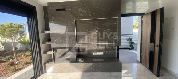 4 bedrooms Villa in Parekklisia, Cyprus No. 19664 9