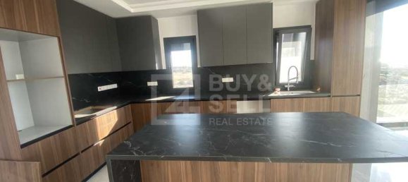 4 bedrooms Villa in Parekklisia, Cyprus No. 19664 12