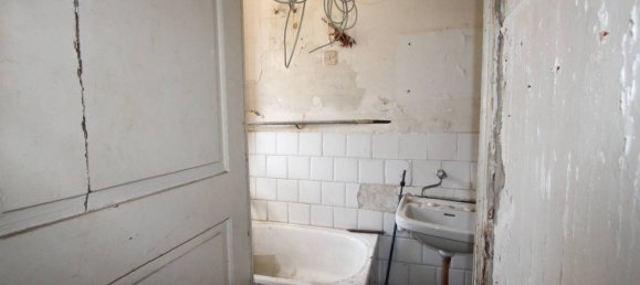 4 Schlafzimmer Wohnung in Messina, Italy, Nr. 358901 10