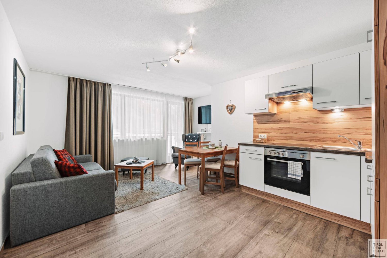 Apartamento de 1 dormitorio en Oetz, Austria No. 107546