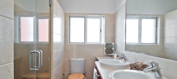 5 bedrooms Villa in Cascais, Portugal No. 145593 13