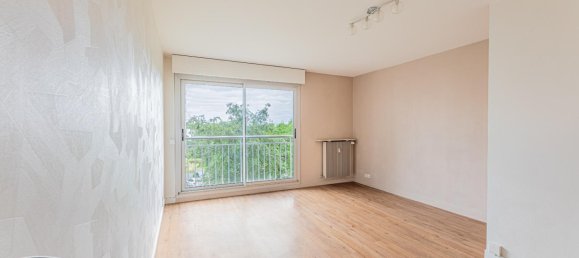 1 bedroom Apartment in Joue-les-Tours, France No. 265112 2