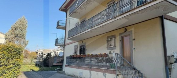 6 rooms Duplex in Avezzano, Italy No. 31426 2