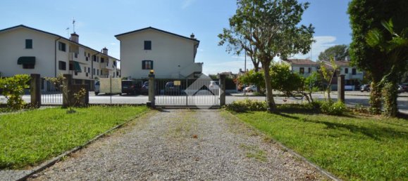 4 chambres Villa à San Donà di Piave, Italy No. 271752 6