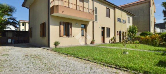 4 chambres Villa à San Donà di Piave, Italy No. 271752 3