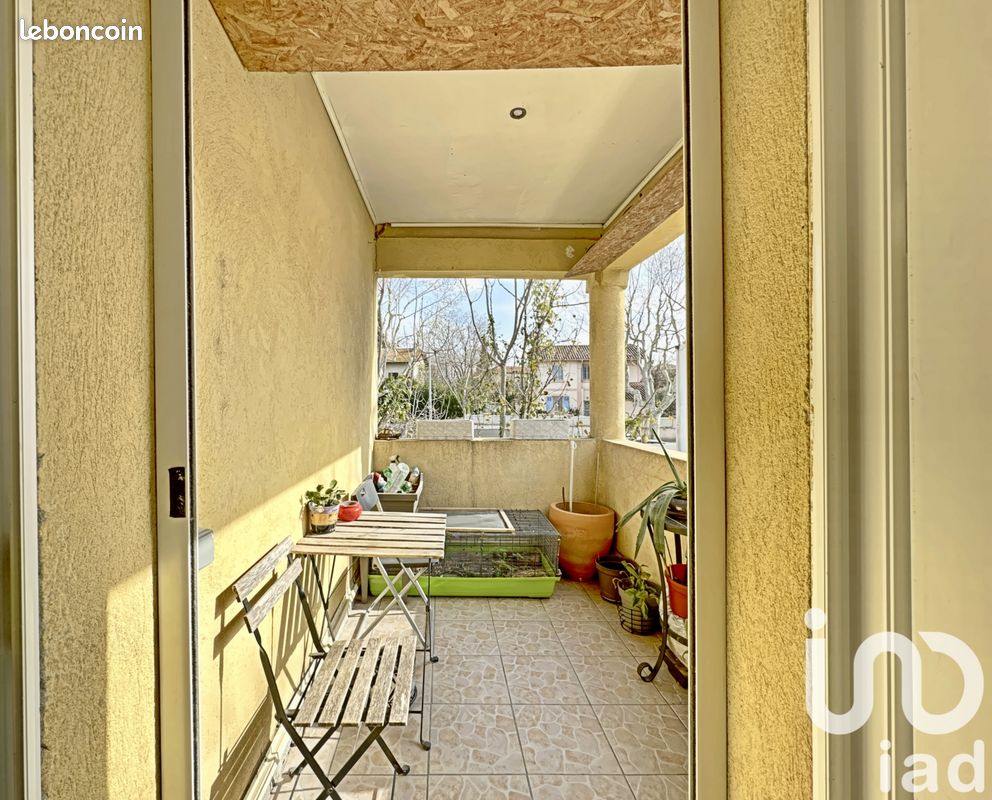 Apartamento de 2 dormitorios en Martigues, France No. 207799