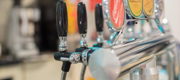 Коммерческая недвижимость с 5 комнатами в Чезена, Италия № 102586 3