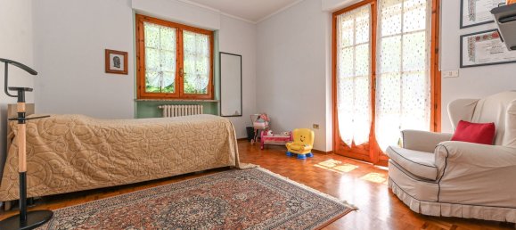 4-Zimmer Haus in Barge, Italy, Nr. 174075 12