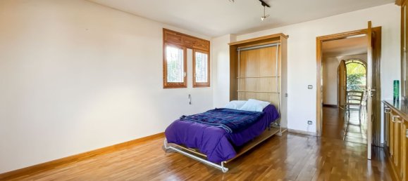 5 bedrooms House in Girona, Spain No. 84411 13