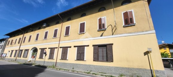 Apartamento T3 em Besana in Brianza, Italy N.º 361166 26