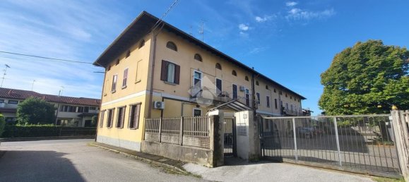 Apartamento T3 em Besana in Brianza, Italy N.º 361166 3