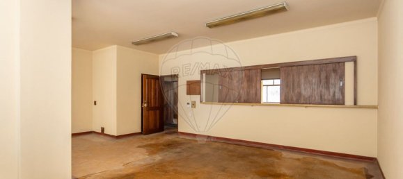 30m² Office in Barreiro, Portugal No. 60135 14