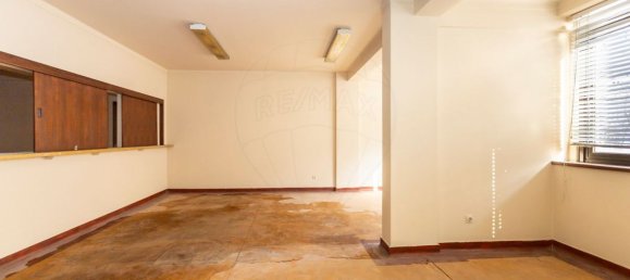 30m² Office in Barreiro, Portugal No. 60135 15