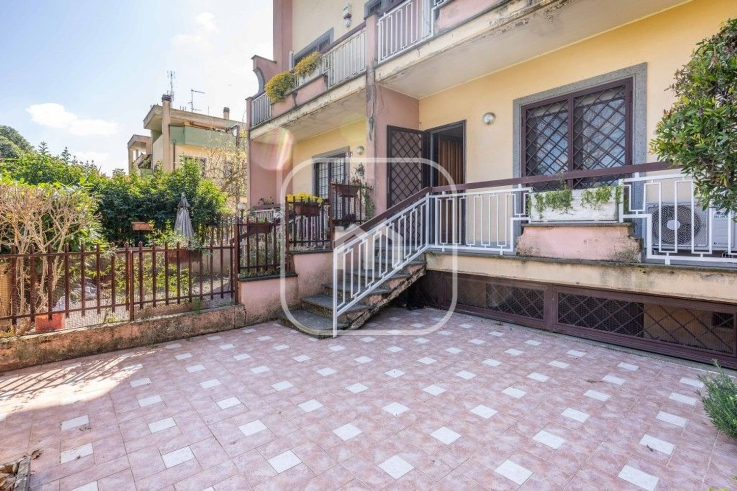 Casa de 5 habitaciónes en Rome, Italy No. 8695