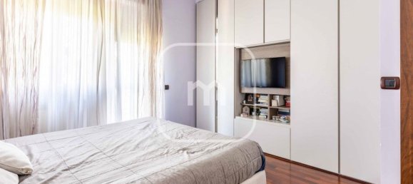 Casa de 5 habitaciónes en Rome, Italy No. 8695 90