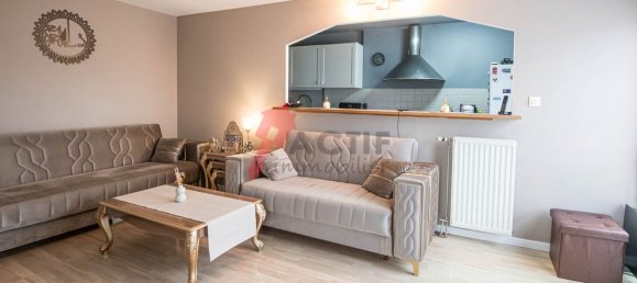 Apartamento de 3 dormitorios en Evry, France No. 137239 5