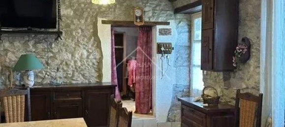 2 غرف نوم منزل في Chirat-l'Eglise, France رقم 201468 7