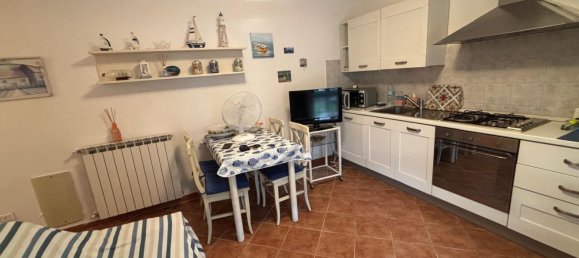 3 غرف نوم شقة في Massa, Italy رقم 325166 11