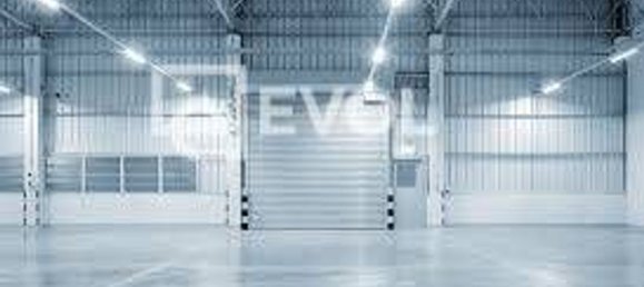 Коммерческая недвижимость 800м² в Порденоне, Италия № 128956 2