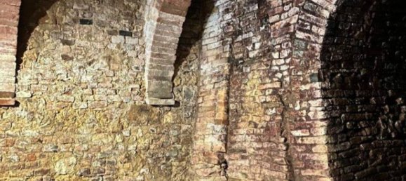 Lagerhaus in Montepulciano, Italy 41m², Nr. 228629 3