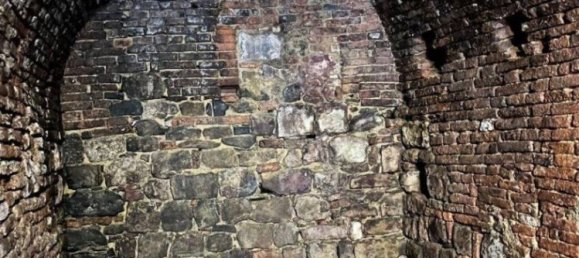 Lagerhaus in Montepulciano, Italy 41m², Nr. 228629 2