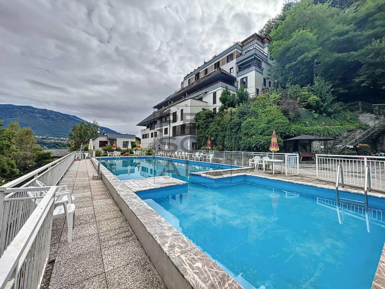 Квартира с 2 комнатами в Кальчераника аль Лаго, Италия № 36671