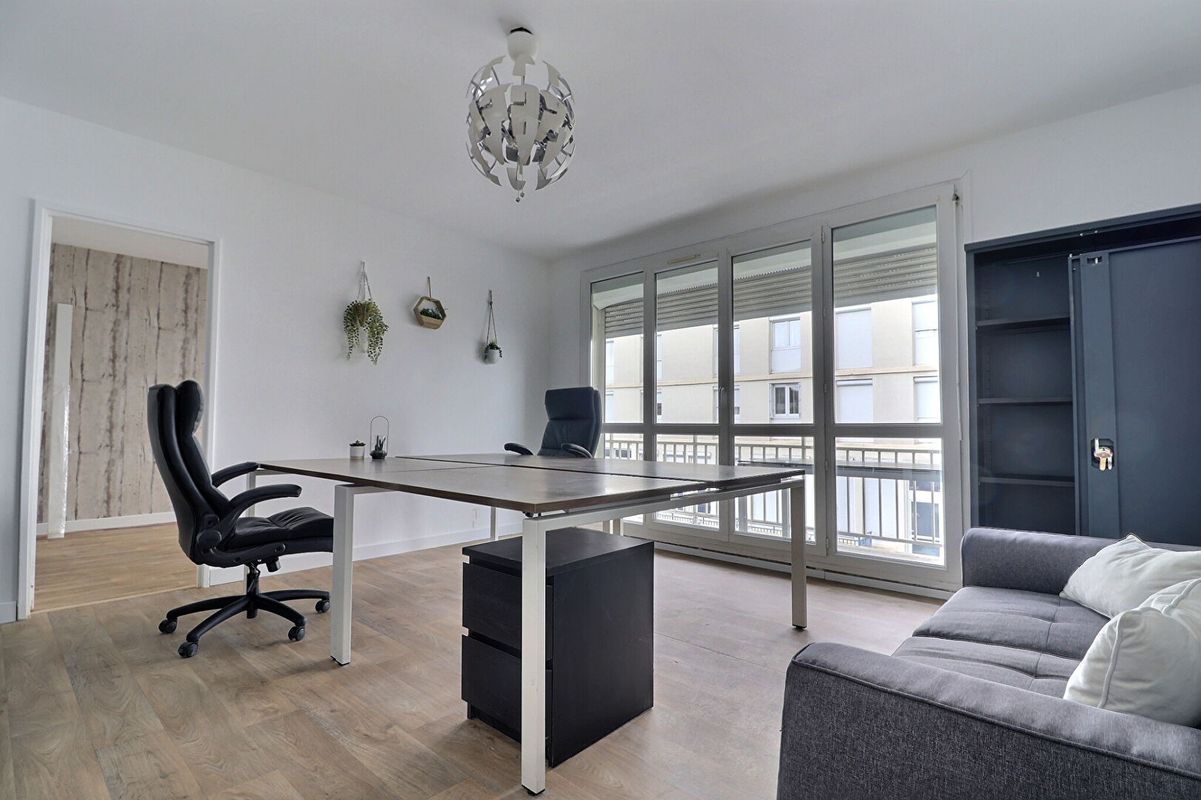 3 bedrooms Apartment in Montsoult, France No. 294895