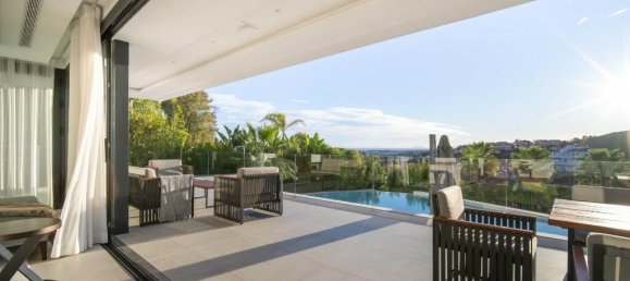 4 Schlafzimmer Villa in Marbella, Spain, Nr. 55985 9