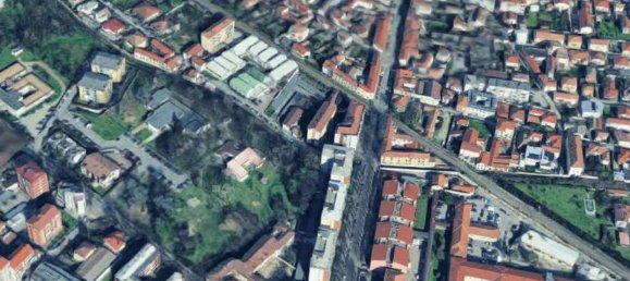 5 rooms Apartment in Vigevano, Italy No. 306699 16