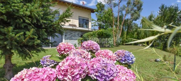 Villa de 5 divisões em Tavernerio, Italy N.º 17604 8