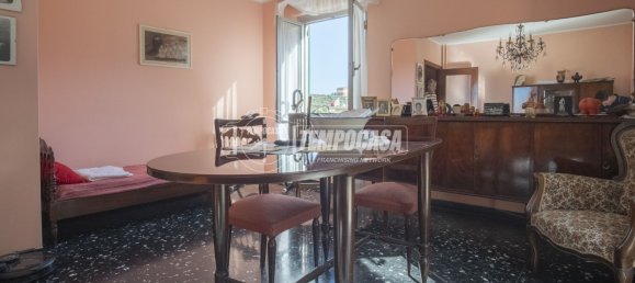 3-salle Appartement à Chiavari, Italy No. 361491 2
