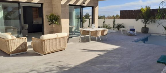 3 bedrooms House in Los Montesinos, Spain No. 12057 4