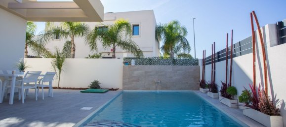 3 bedrooms House in Los Montesinos, Spain No. 12057 2