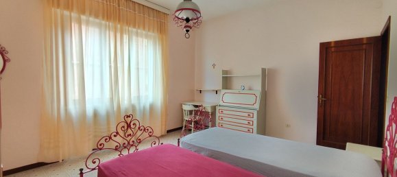 Дом с 11 спальнями в Морро д’Альба, Италия № 332507 21