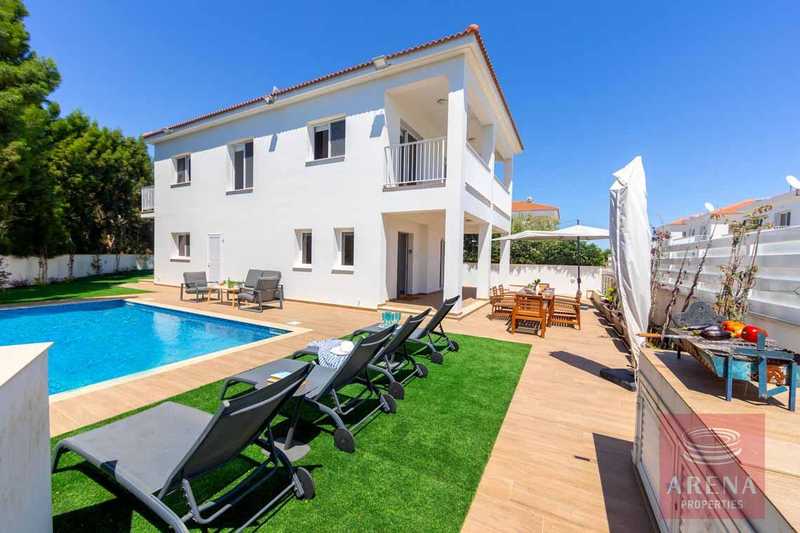 4 Schlafzimmer Villa in Ayia Napa, Cyprus, Nr. 13425