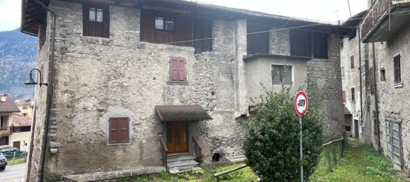 Casa de 9 divisões em Tione di Trento, Italy N.º 84714 9