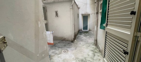 Casa de 2 habitaciónes en Corato, Italy No. 27284 9