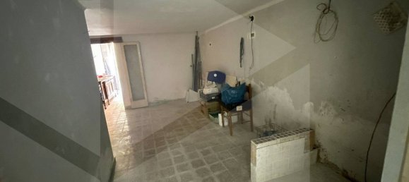 Casa de 2 habitaciónes en Corato, Italy No. 27284 6