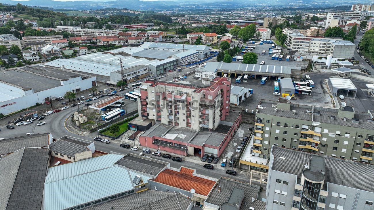 3 bedrooms Apartment in Braga, Portugal No. 327236