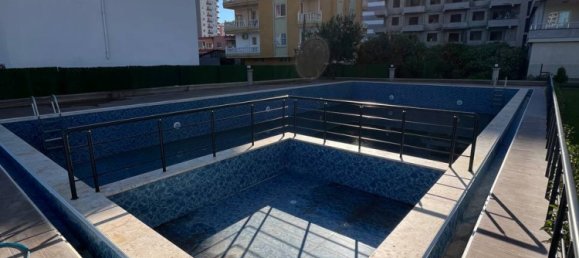 Квартира 1+1 в Мерсин, Турция № 30646 2