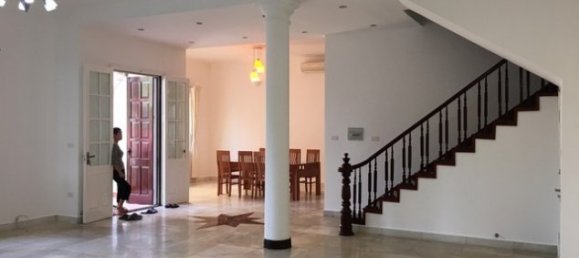 4 bedrooms Villa in Tay Ho, Vietnam No. 2607 11