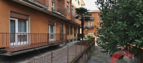 3 rooms Apartment in Magenta, Italy No. 92843 28