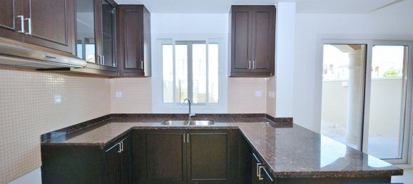 2 Schlafzimmer Stadthaus in Serena, UAE, Nr. 286 4