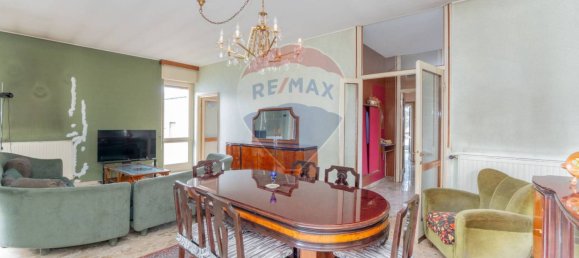 3 bedrooms Villa in Cardano al Campo, Italy No. 205695 25